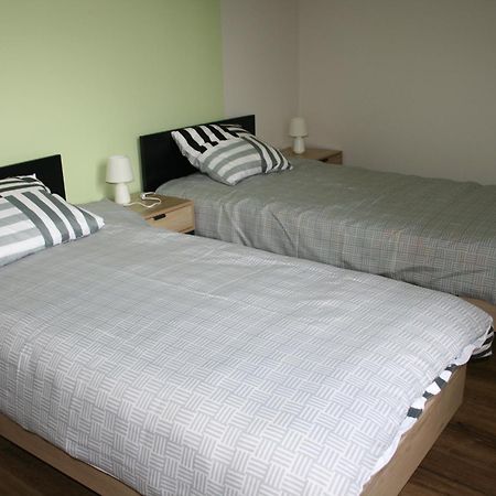 Les Nuits D'Aldearde Apartment Airvault ภายนอก รูปภาพ