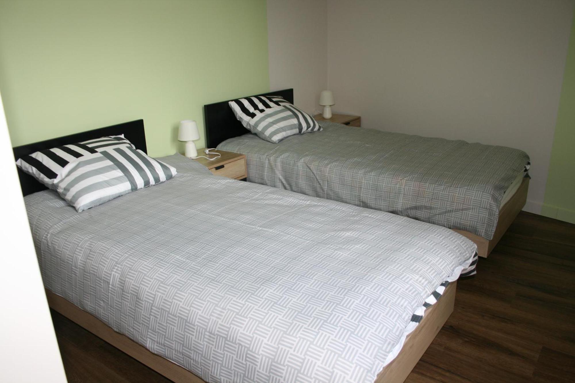 Les Nuits D'Aldearde Apartment Airvault ภายนอก รูปภาพ